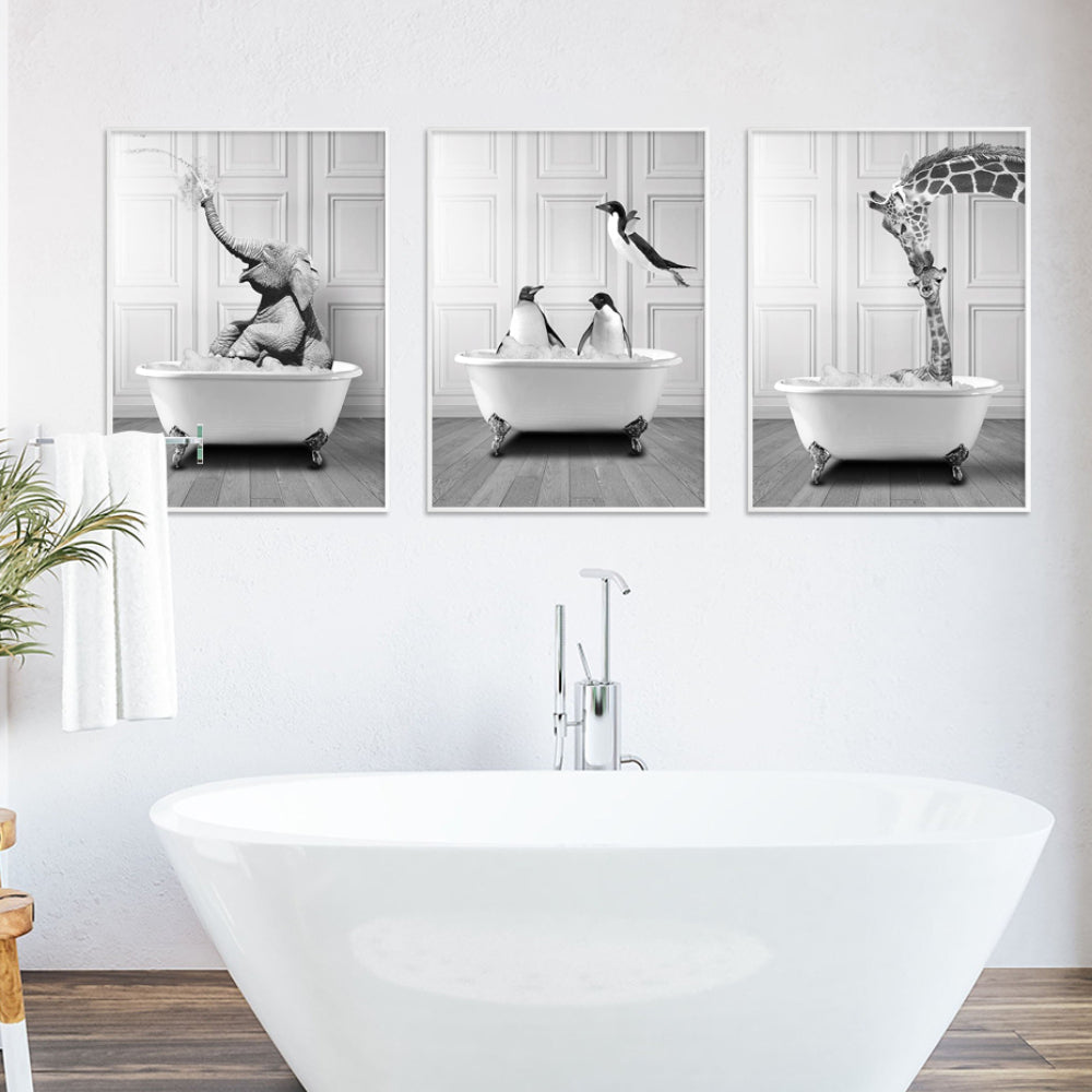 Modernes Elefanten-, Giraffen- und Pinguin-Poster in Schwarz-Weiß auf Leinwand