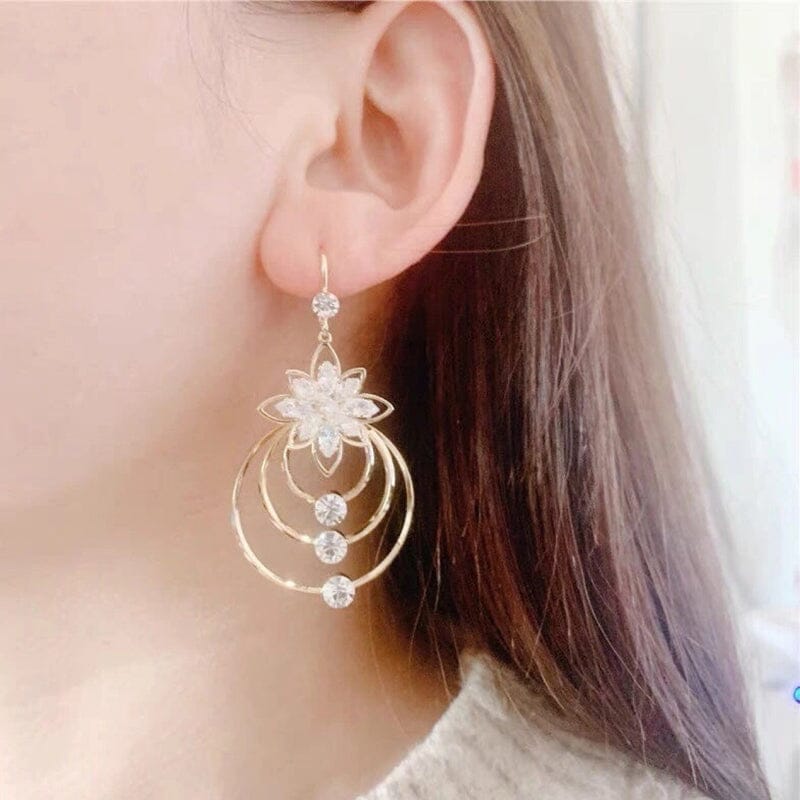 Crystal Lotus Drei Hoop Ohrringe | Brehn
