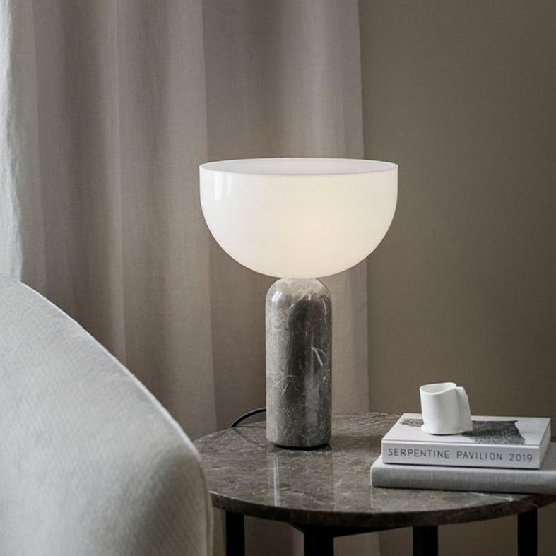 Brehn | MarbleLuxe Lampe - Luxuriöse Marmor Tischlampe mit goldenen Akzenten