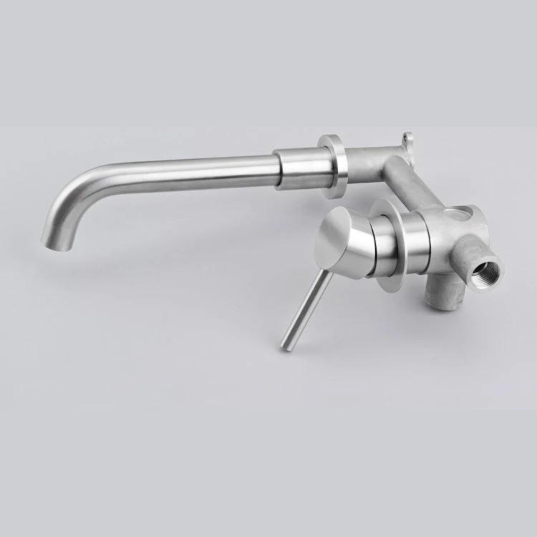 Brehn | Moderne Wandmontage-Waschtischarmatur mit geb brushed Nickel-Finish