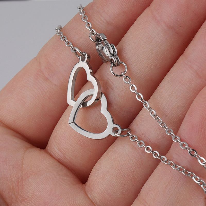 Brehn | Herz Necklace mit drehbarer Rosen Geschenkbox