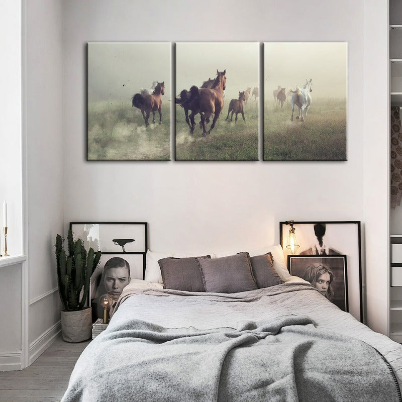 Galoppierende Pferde – Leinwandbild, 3-teilig