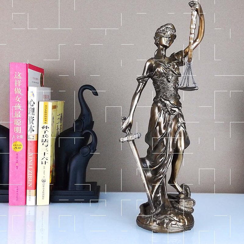 Brehn | Dekorationsstatue der Göttin der Gerechtigkeit