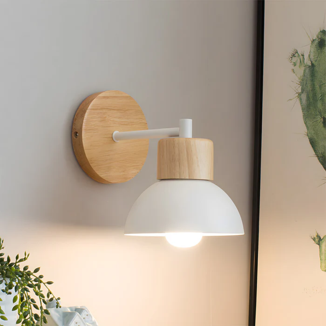 Brehn | Stilvolle Wandleuchte aus Holz