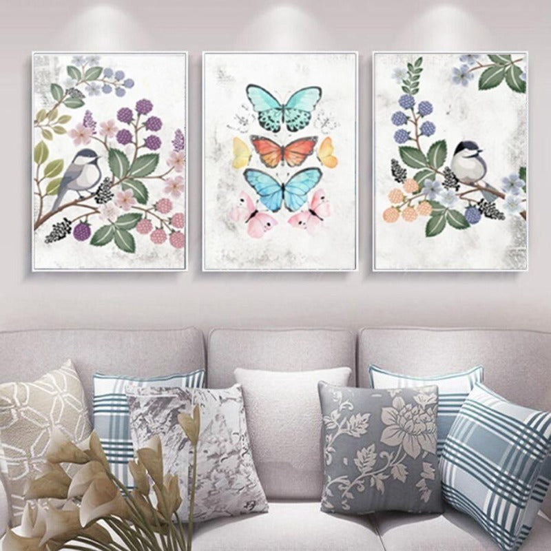 Nordisches Vintage-Leinwandbild mit Blumen, Vögeln und Schmetterlingen