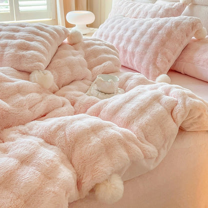 Flauschiges Milchfaser-Fleece Bettwäsche-Set mit Pompons
