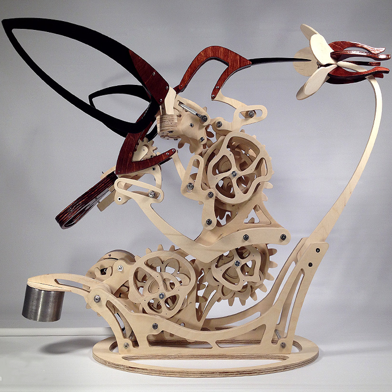 Kinetische Kolibri-Skulptur aus Holz