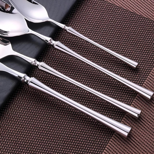 Besteckset aus Edelstahl – robust und elegant | Perfekt für den Alltag und Gäste