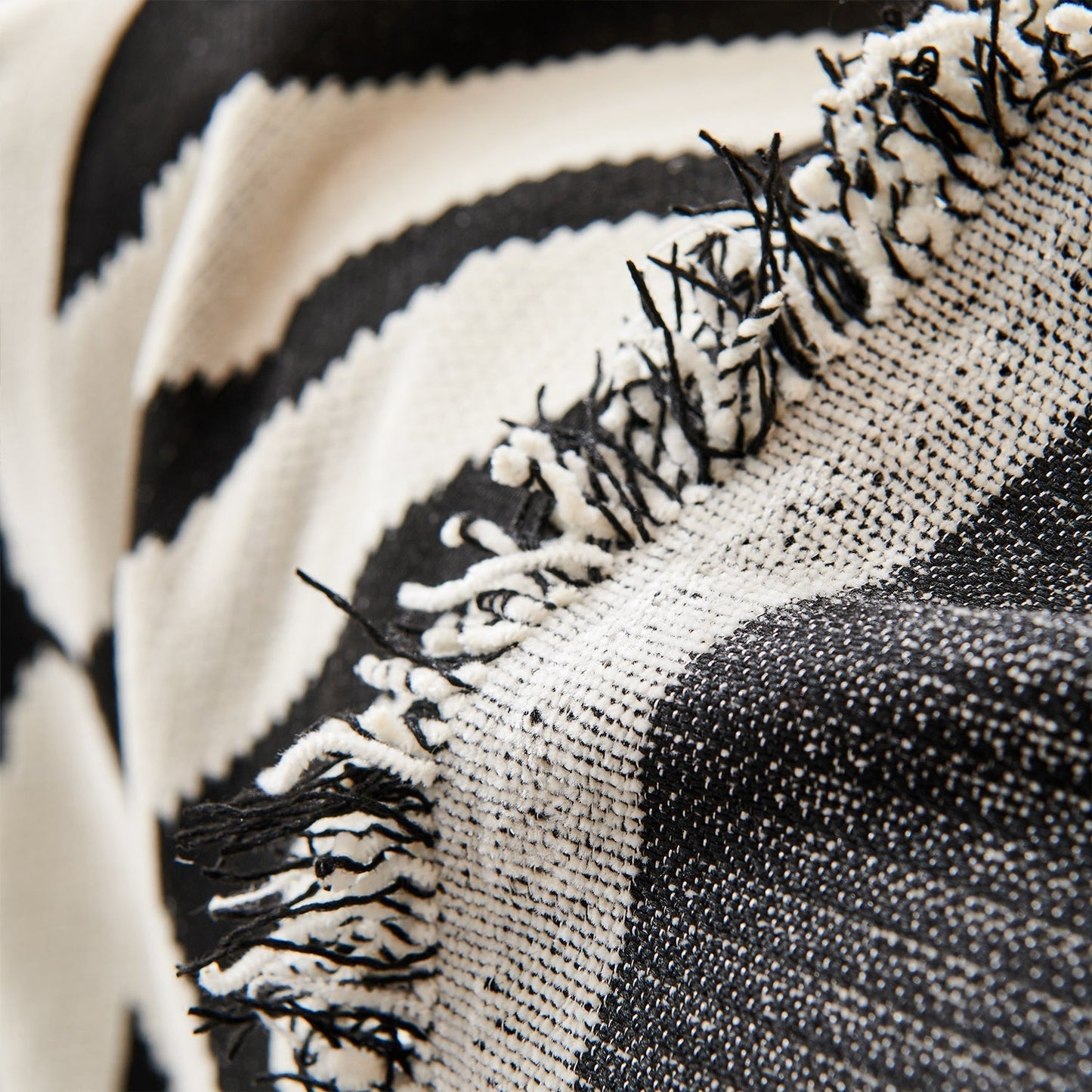Geometrischer Boho-Stil Sofaüberzug - Modern, Stilvoll & Strapazierfähig Sofa Schutz | Brehn