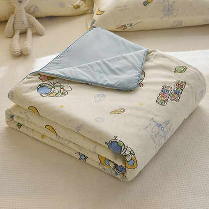 Sommerleichte Kühldecke mit Kühlfasern
