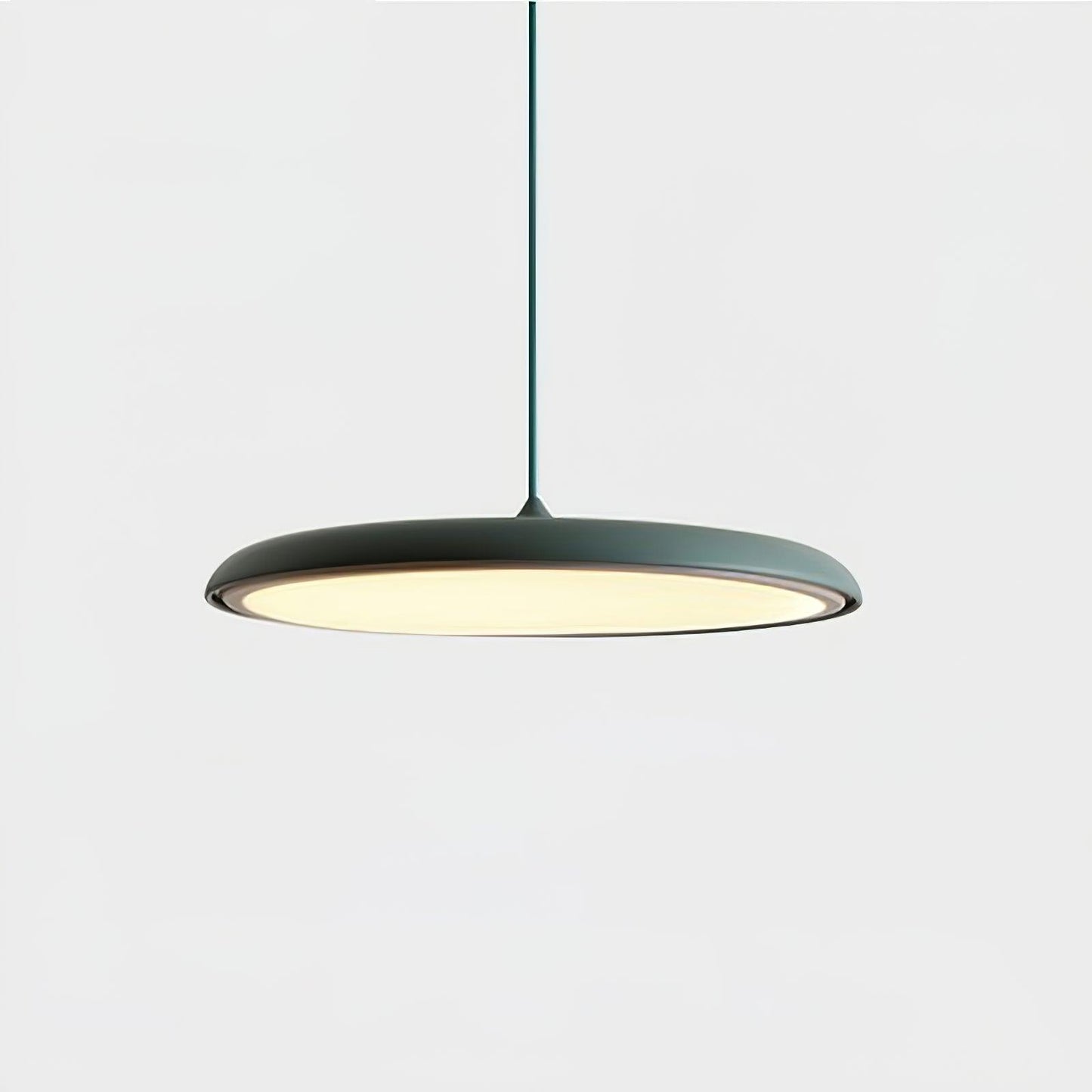 Hängelampe mit schlichter Form für moderne Interieurs
