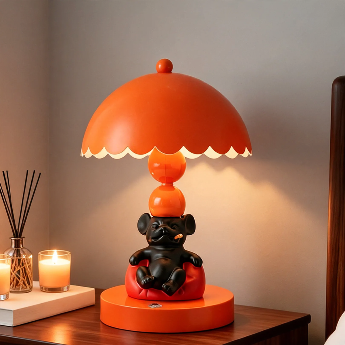Französische Bulldogge Tischlampe, Cartoon-Design