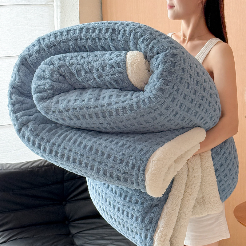 Waffel-Wohndecke mit Lammfleece-Imitat, doppellagig