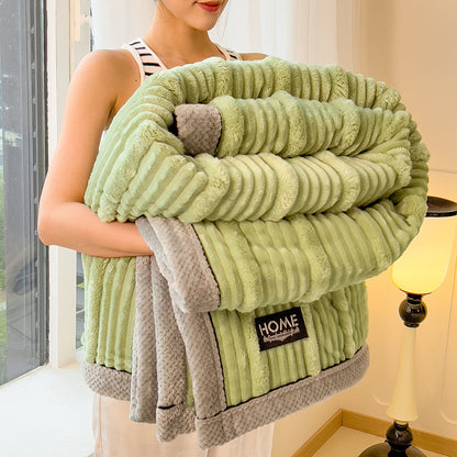 Hochwertige, gestreifte Korallenfleece-Decke