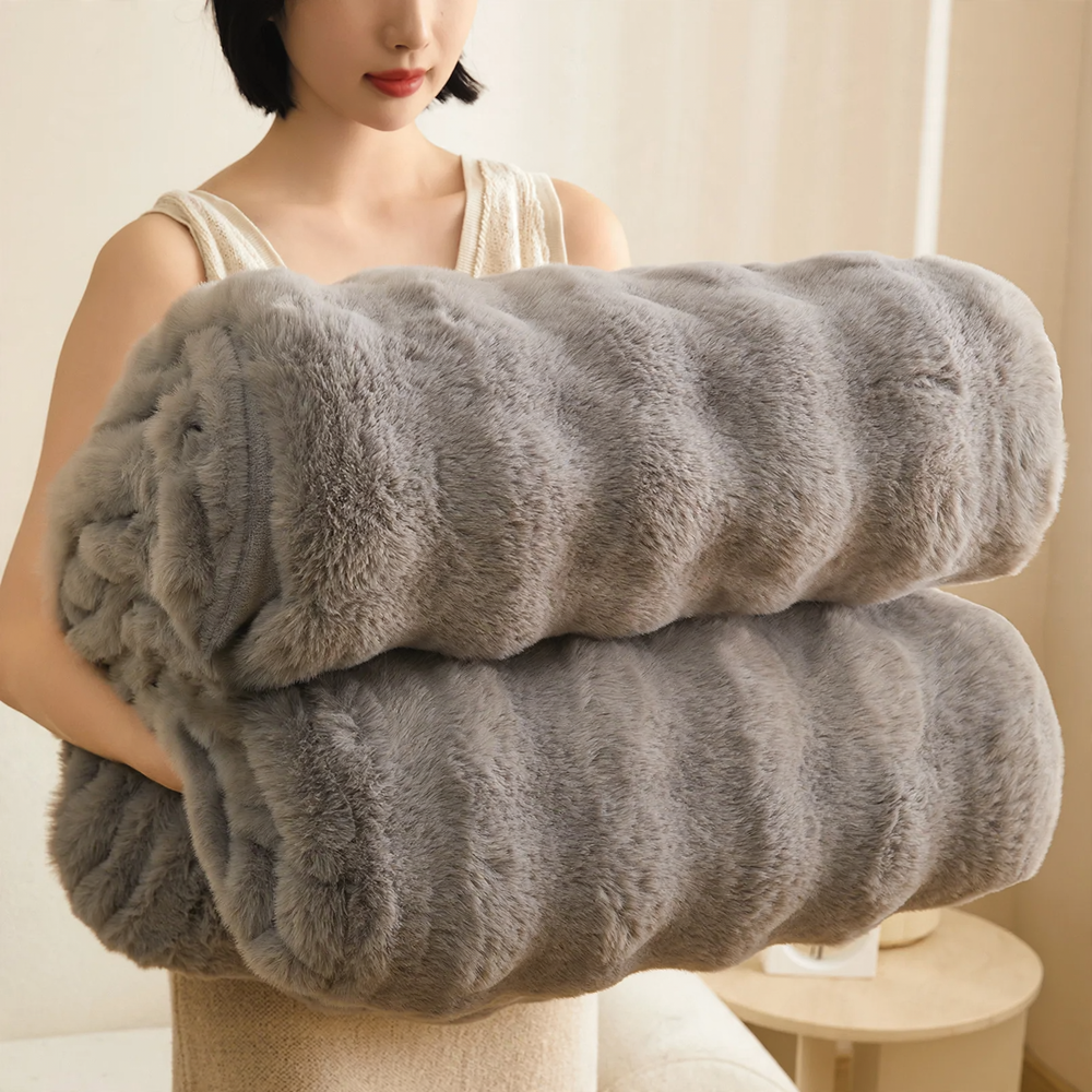 Flauschige Flanell-Wohndecke, winterwarm