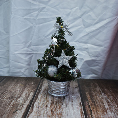 Künstlicher Weihnachtsbaum für den Tisch