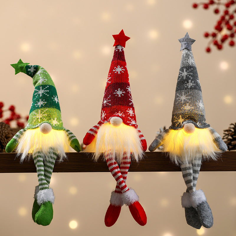 Weihnachts-Wichtelfigur mit LED-Beleuchtung und Sternenmütze