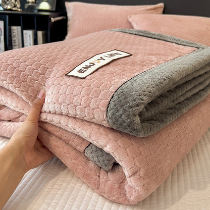 Doppelseitige Milchfaser-Fleece-Decke, warm und flauschig