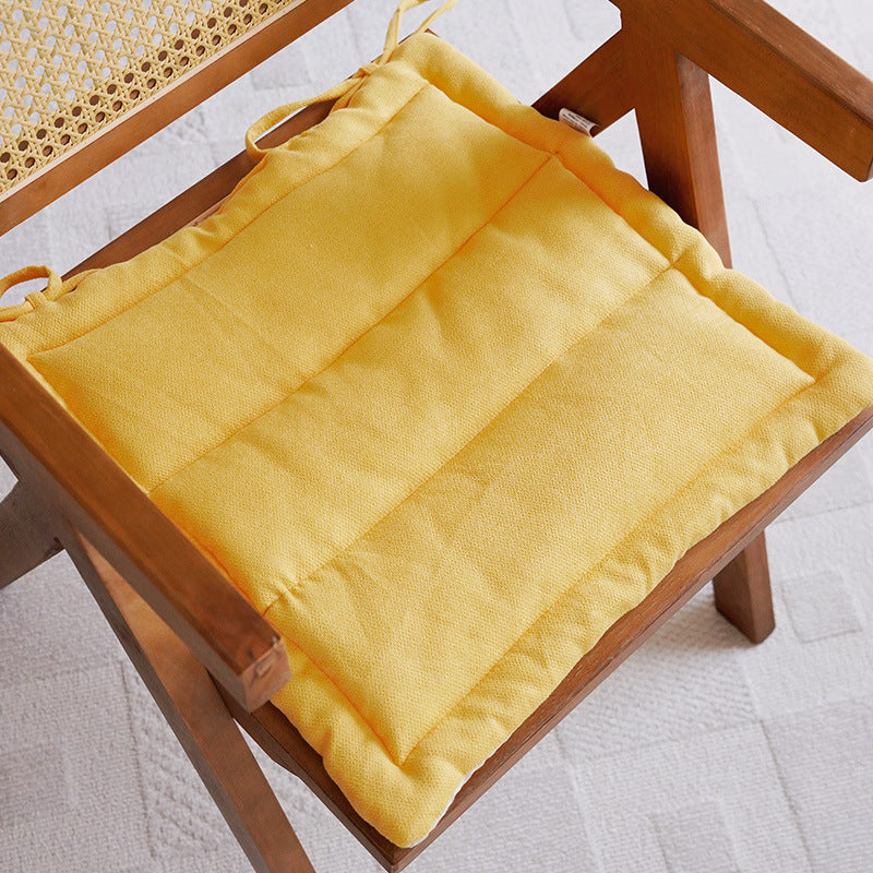 Dünnes Sitzkissen mit Rutschschutz und Blumenmuster
