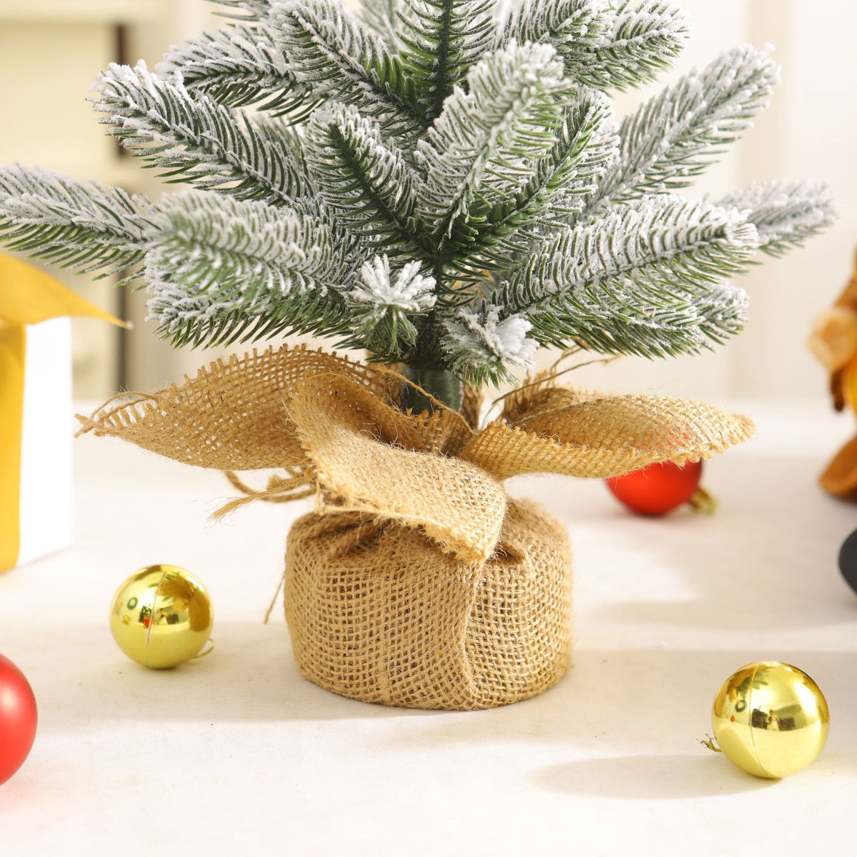 Mini-Weihnachtsbaum aus PE, 35 cm, beschneit