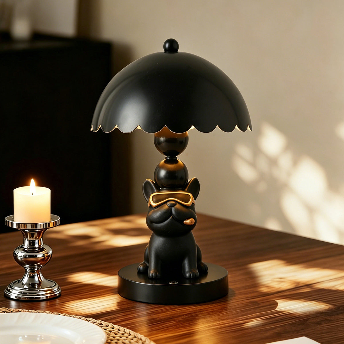 Französische Bulldoggen-Tischlampe mit Touchsteuerung