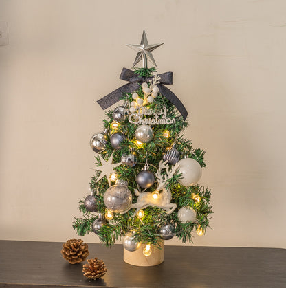 Mini-Weihnachtsbaum mit Beleuchtung für den Schreibtisch