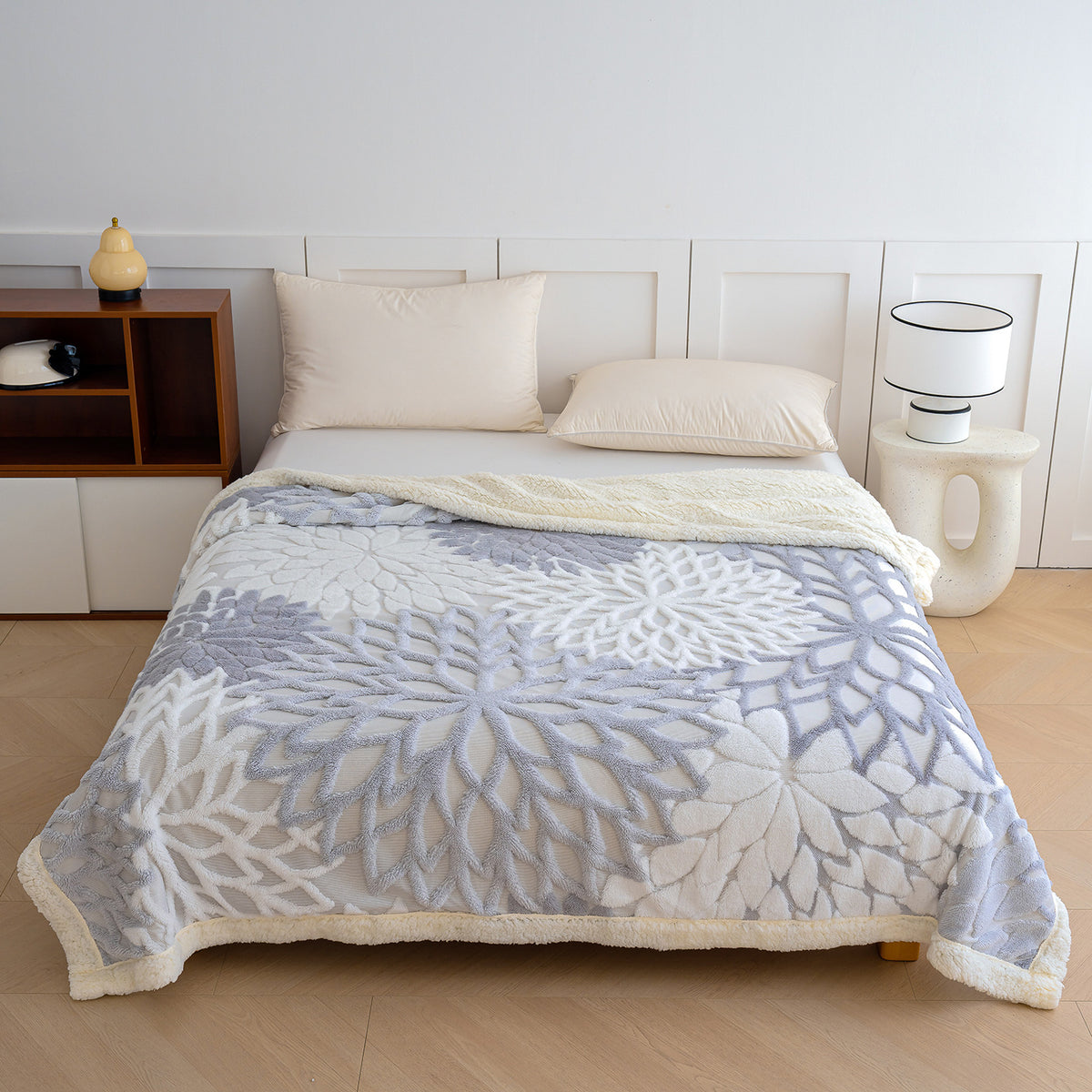 Warme Doppel-Kuscheldecke mit Lammfleece-Imitat