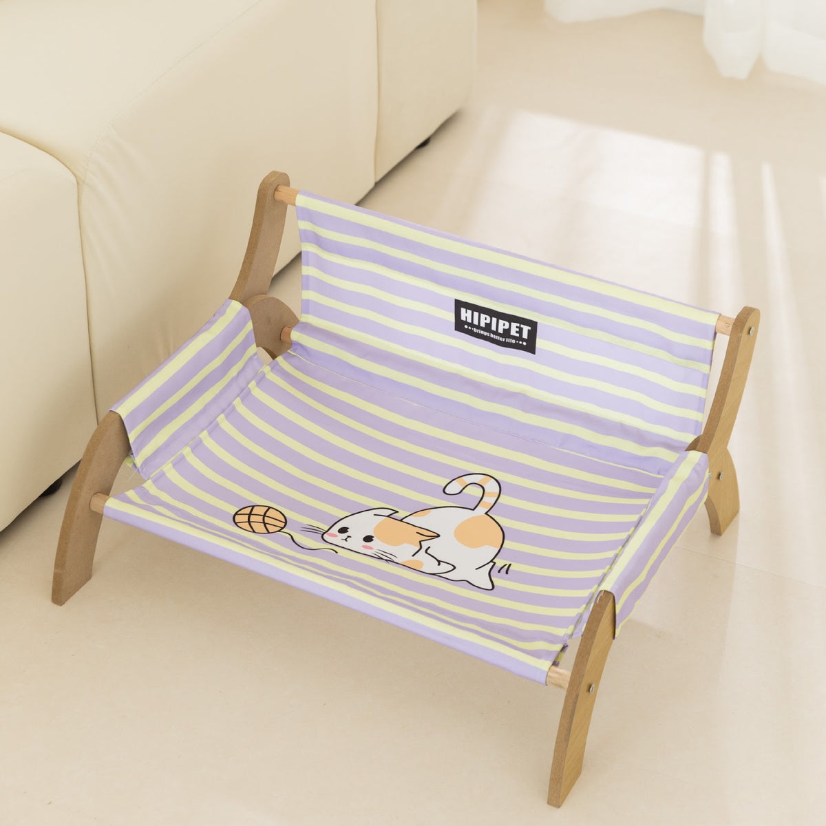 Holz-Katzenbett mit atmungsaktivem Design