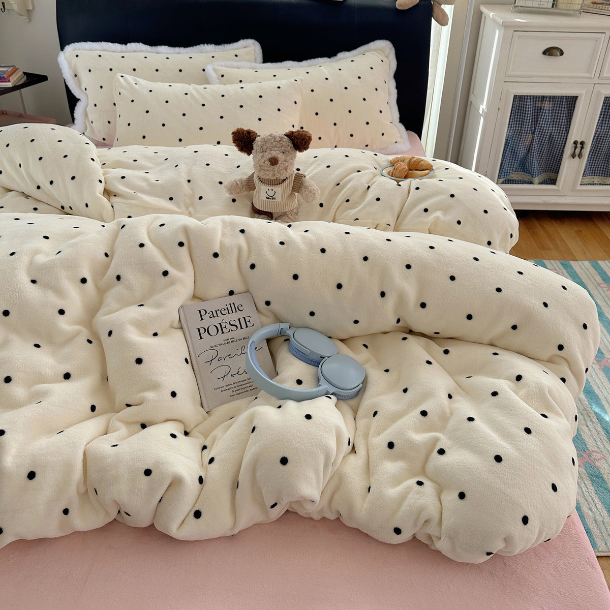 Verspieltes Milchfaser-Fleece Bettwäsche-Set mit Schleifen