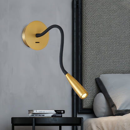 Flexible LED-Wandleuchte mit Schwanenhals