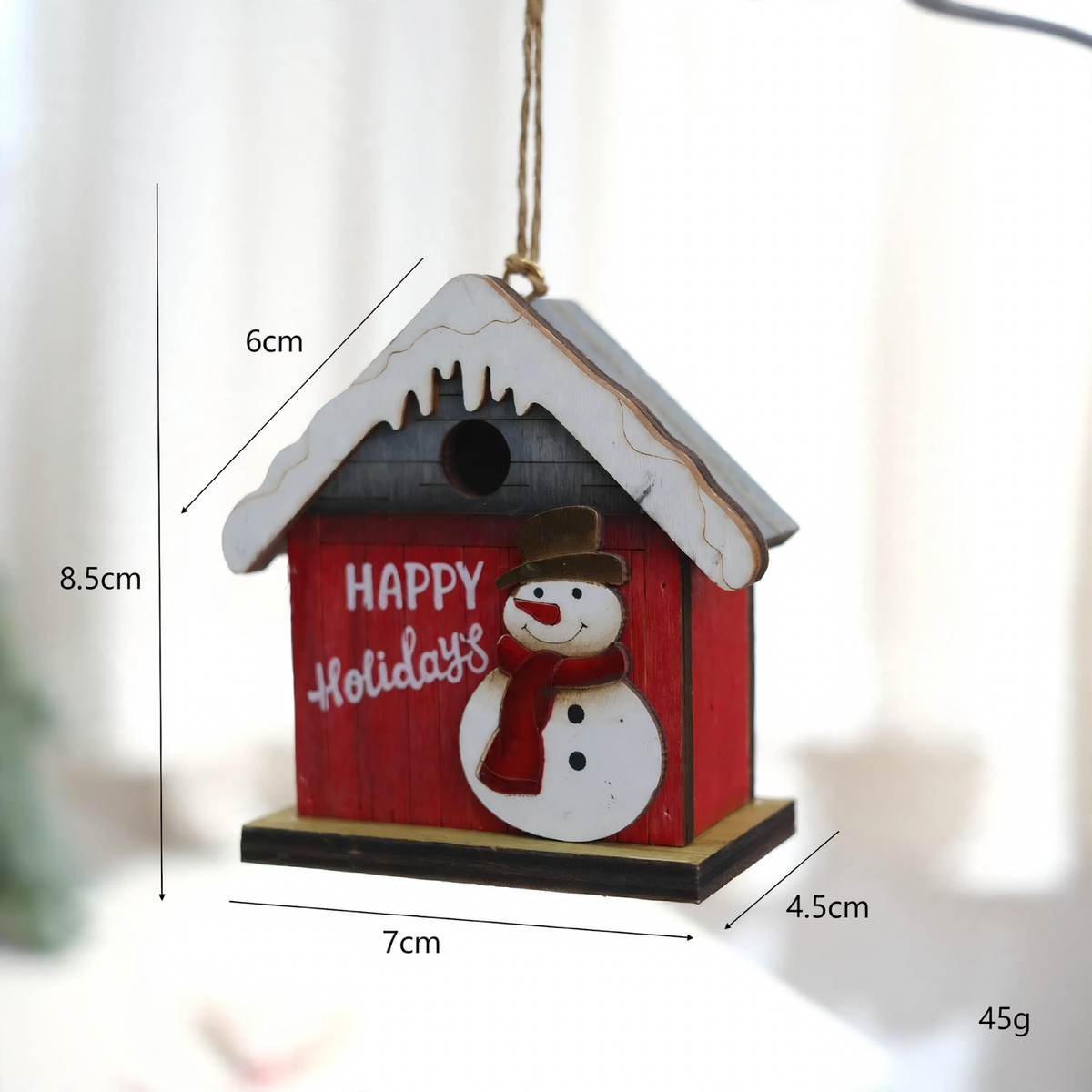 Dekorative Retro-Holzhütte mit Weihnachtsmotiv