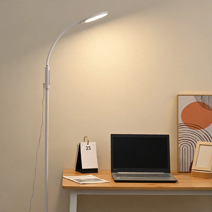 Augenschonende LED-Stehlampe mit Touch-Steuerung