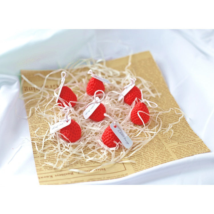 Miniatur-Duftkerze Erdbeere, 2,6 × 3,5 cm