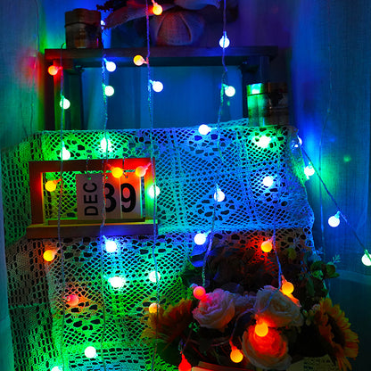 LED-Lichterkette mit Kugeln für Dekoration und Camping