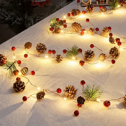 LED-Lichterkette mit Tannenzapfen-Design
