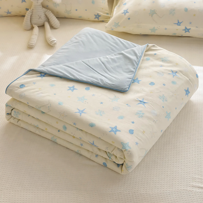 Sommerleichte Kühldecke mit Kühlfasern