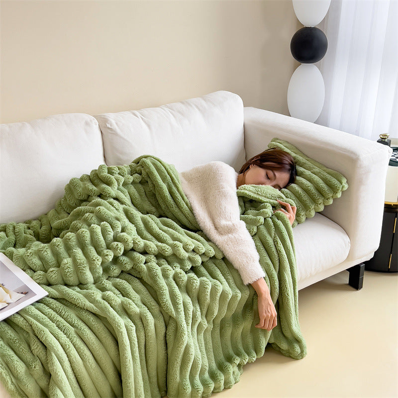 Wärmende Kuscheldecke in Kaninchenfell-Optik