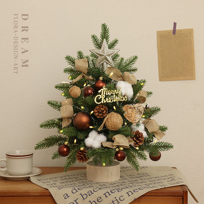Mini-Weihnachtsbaum für den Tisch mit Beleuchtung