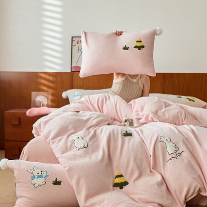 4-teiliges Milchfleece-Bettwäsche-Set mit Stickerei