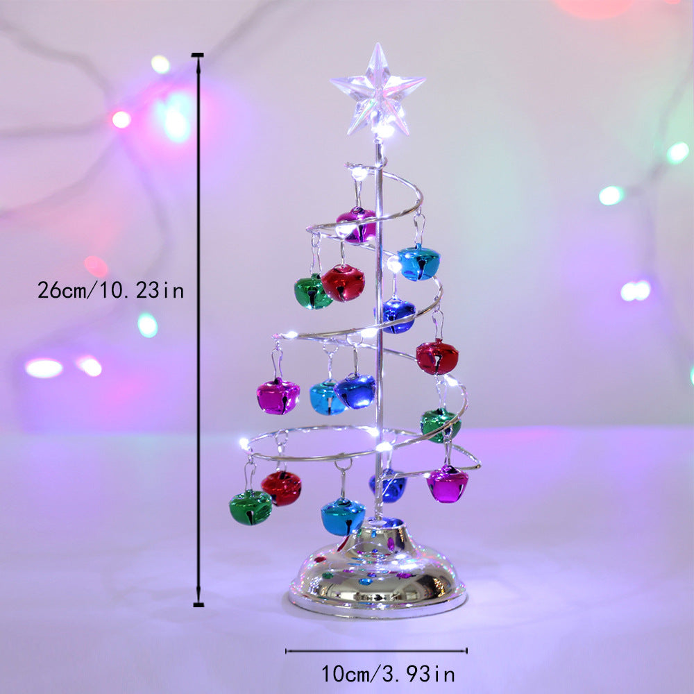Dekorativer Weihnachtsbaum aus Metall mit LED-Licht