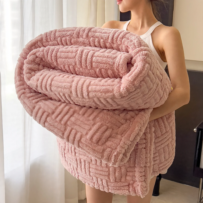 Doppellagige Jacquard-Kuscheldecke mit geometrischem Muster