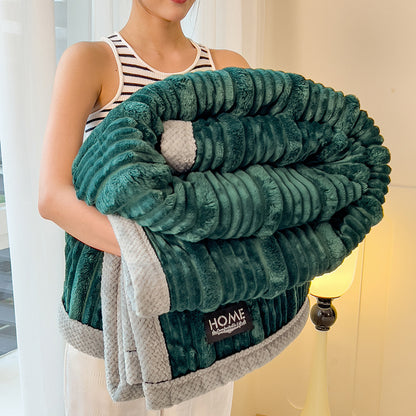 Hochwertige, gestreifte Korallenfleece-Decke