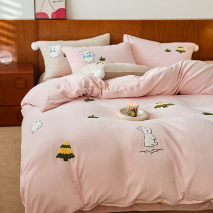 4-teiliges Milchfleece-Bettwäsche-Set mit Stickerei