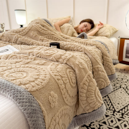 Weiche Korallenfleece-Decke mit Blumenmuster
