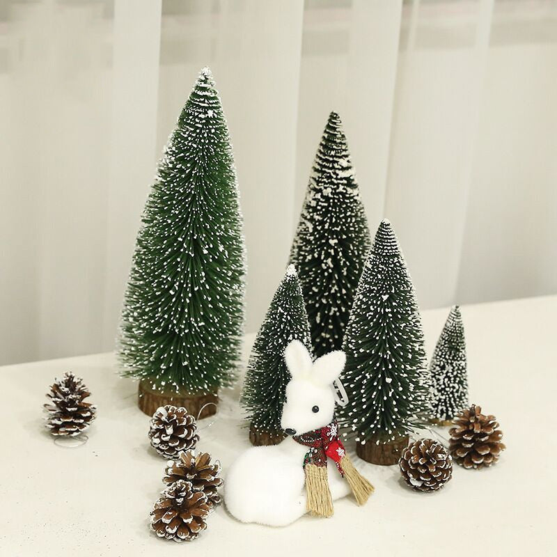 Mini-Weihnachtsbaum mit Beleuchtung und Schnee-Optik