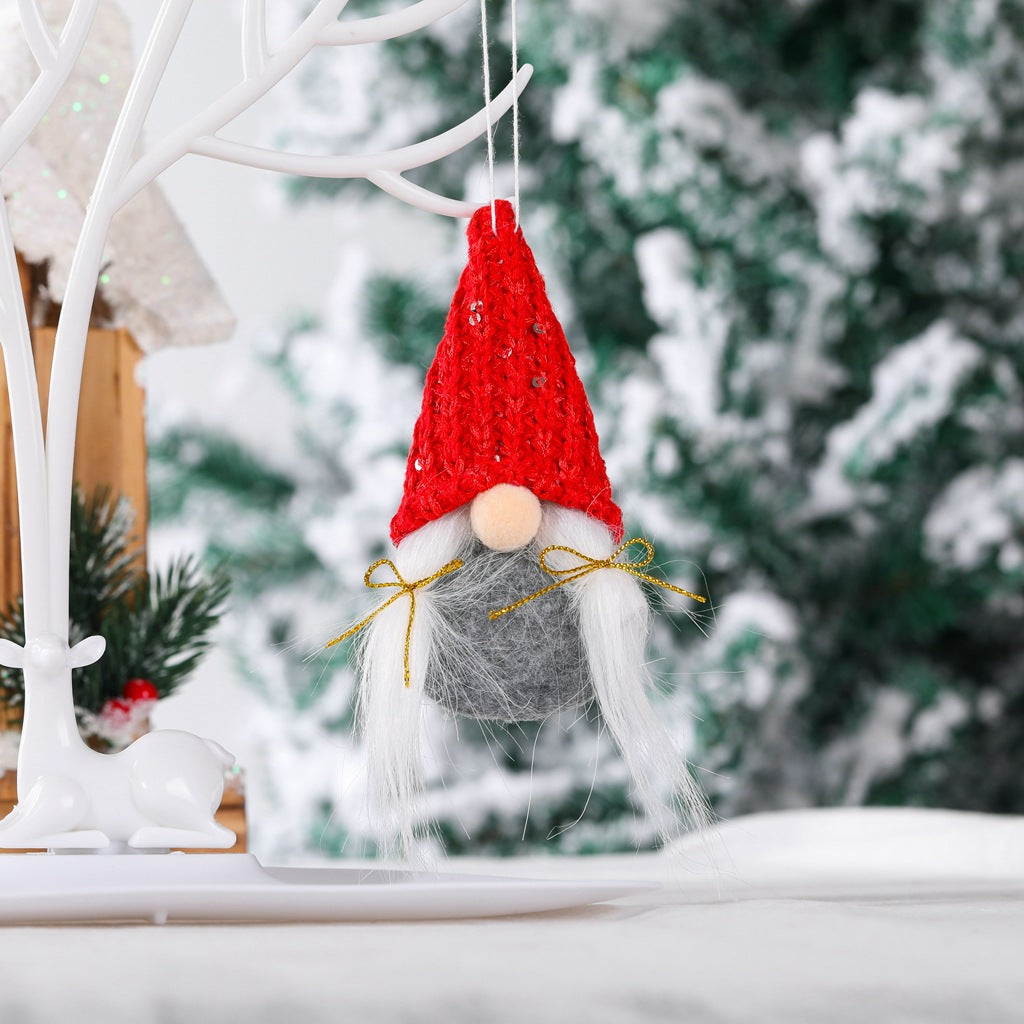 Weihnachtlicher Wichtel-Anhänger mit Pailletten