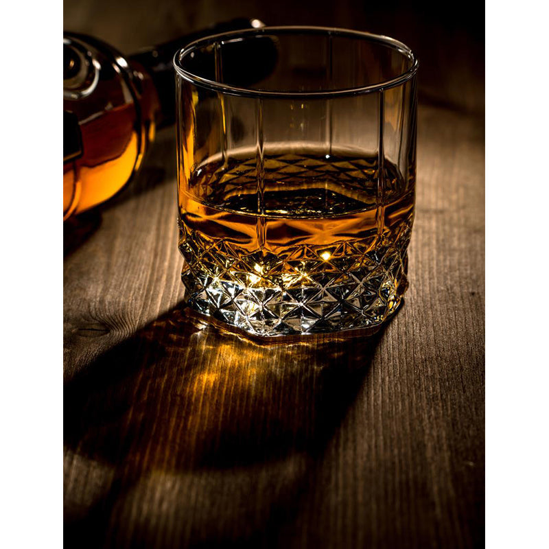 Brehn | Liquor Muurdecals Pastel Kleur Hedendaagse Muurdecoratie voor Westerse Restaurant