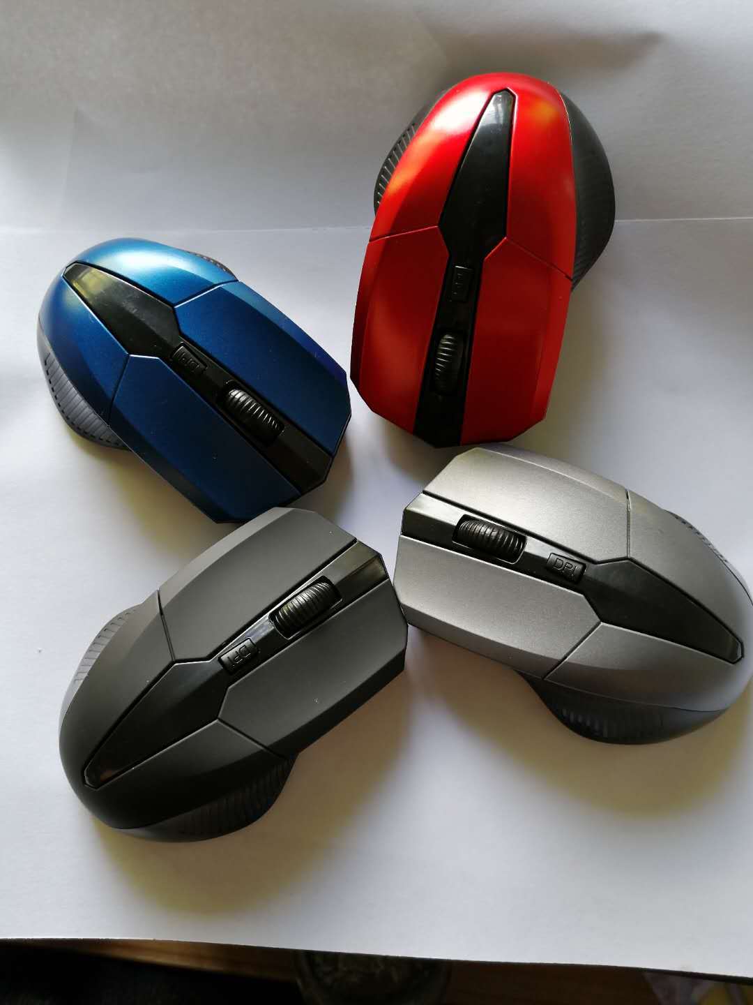 Ergonomische Wireless-Maus Brehn