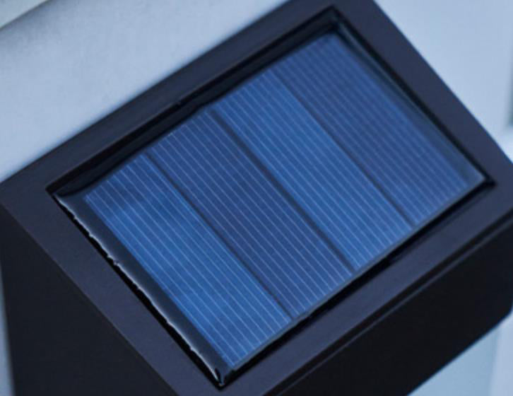 Solar Square Frosted Glass Wasserdichte Außen-LED-Wandleuchte | Brehn