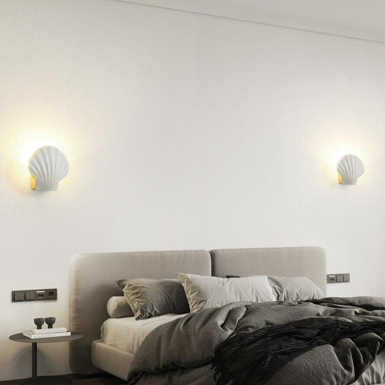 Kreatives Design für den Außenbereich: Wasserdichte LED-Wandleuchte aus Aluminium mit LED-Beleuchtung, gefertigt aus Aluminium.